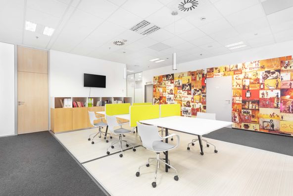 Find a dedicated desk in West Allis